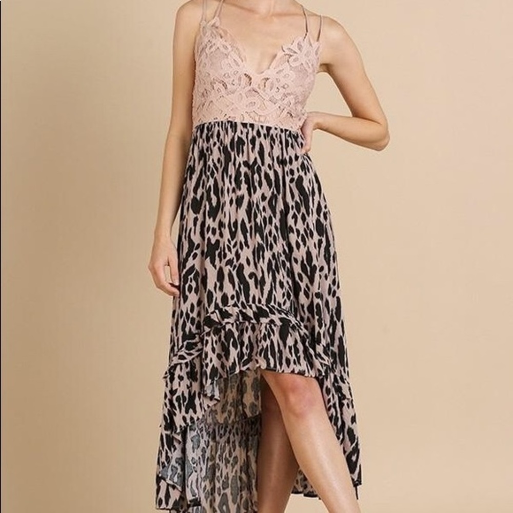 Leopard kisses & lace high low midi dress